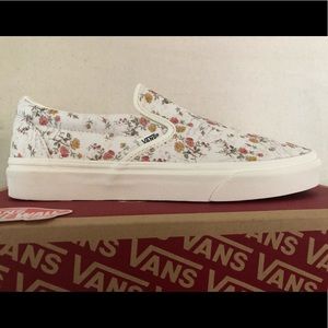 Marshmallow Floral Slip on VANS - size 10